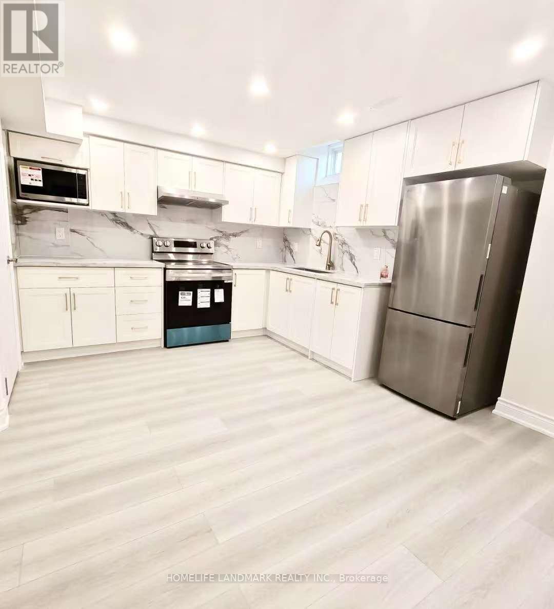 Photo of 252 BOREALIS AVENUE