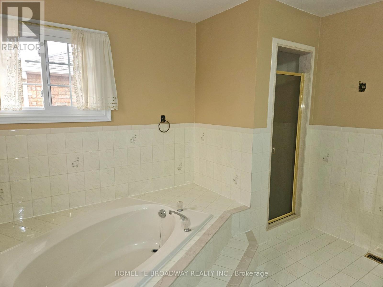 11 PERDUE COURT - 23