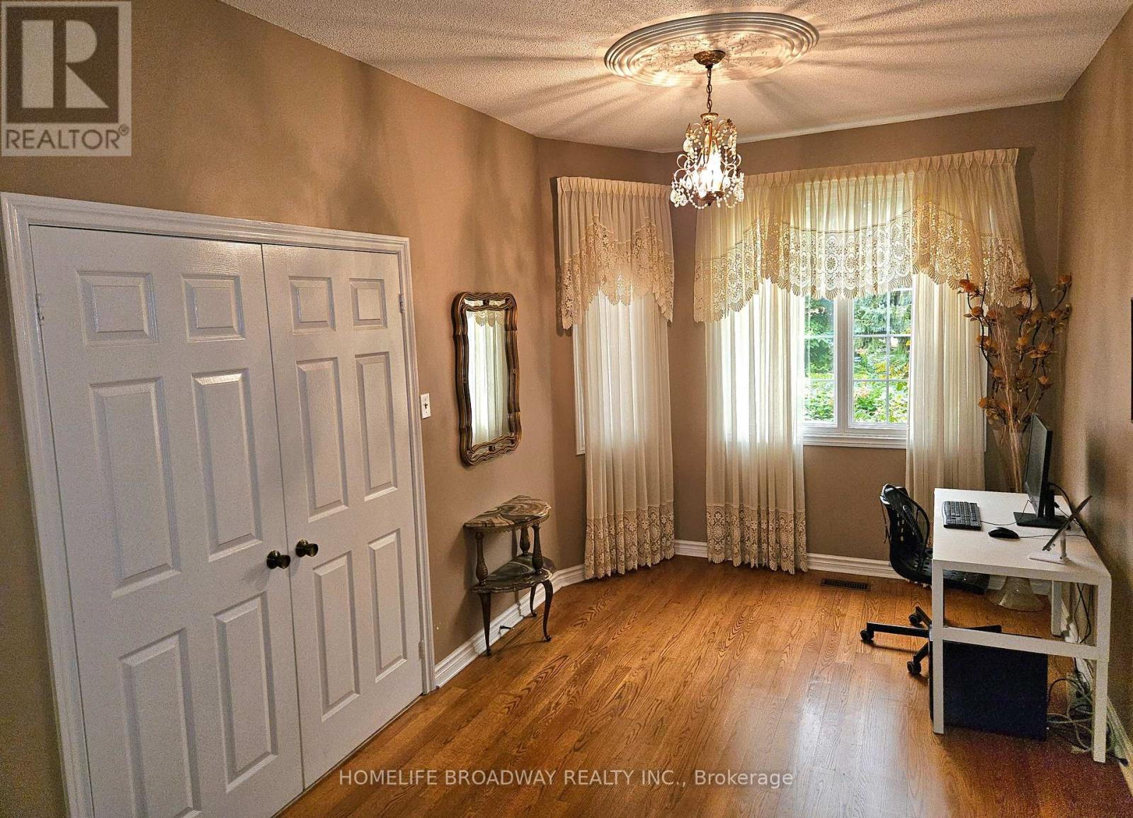 11 PERDUE COURT - 5