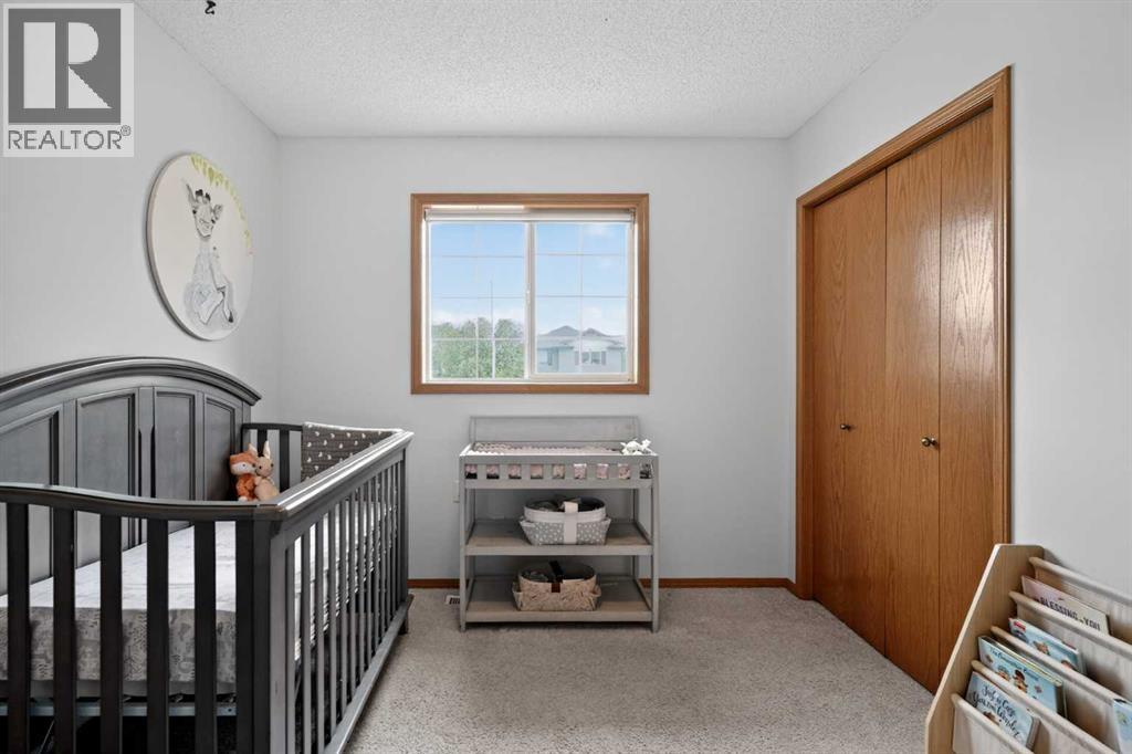 72 Springs Crescent SE - 19