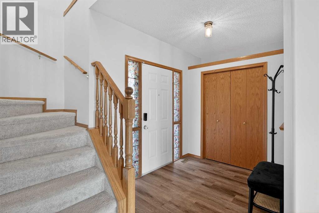 72 Springs Crescent SE - 9