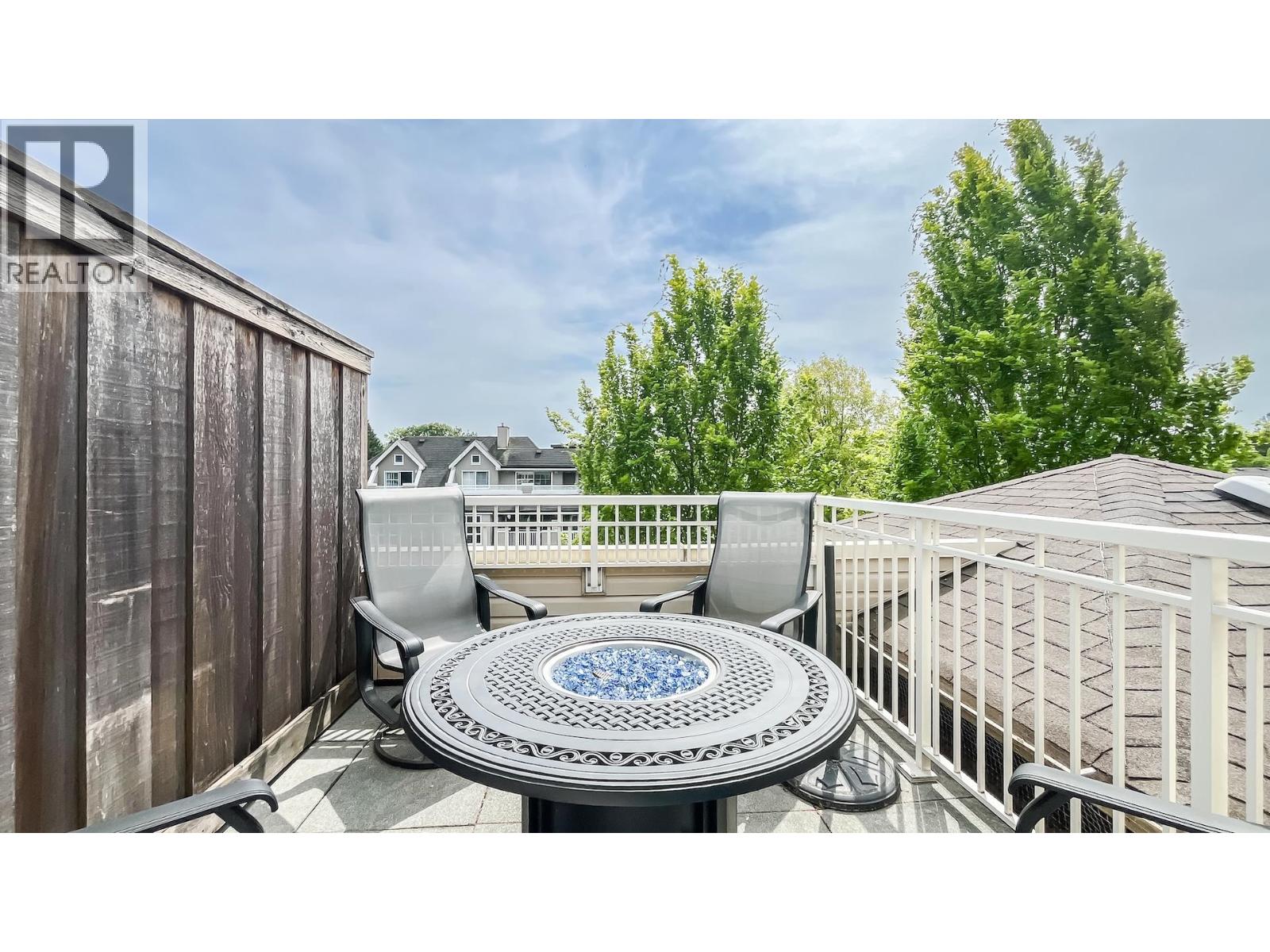 306 2393 WELCHER AVENUE, Port Coquitlam