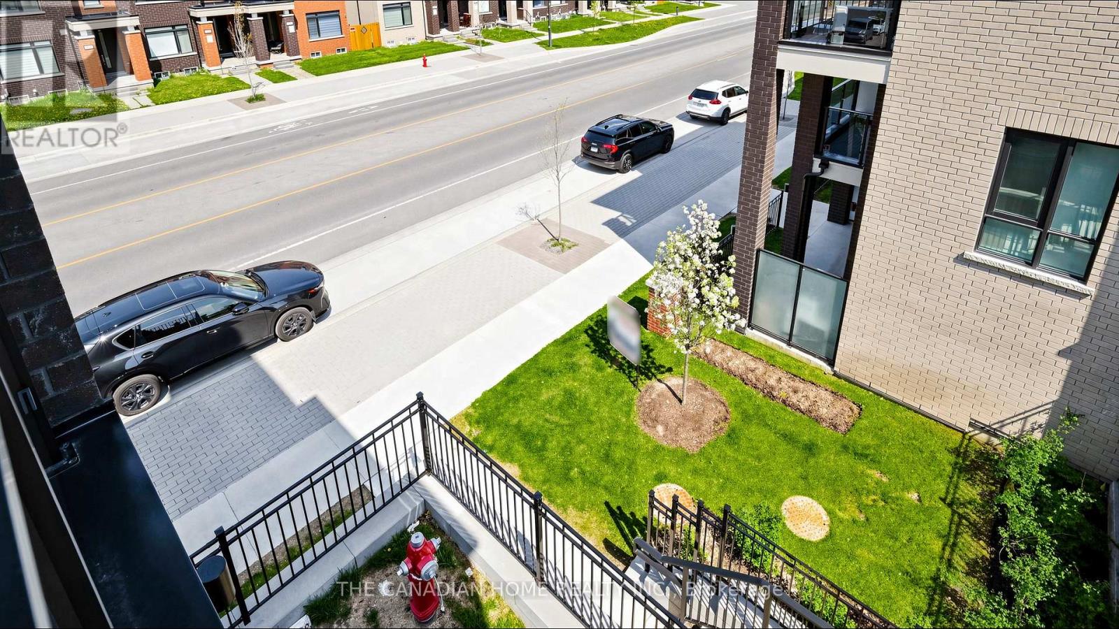 #3 55 ROMILLY AVENUE - 18