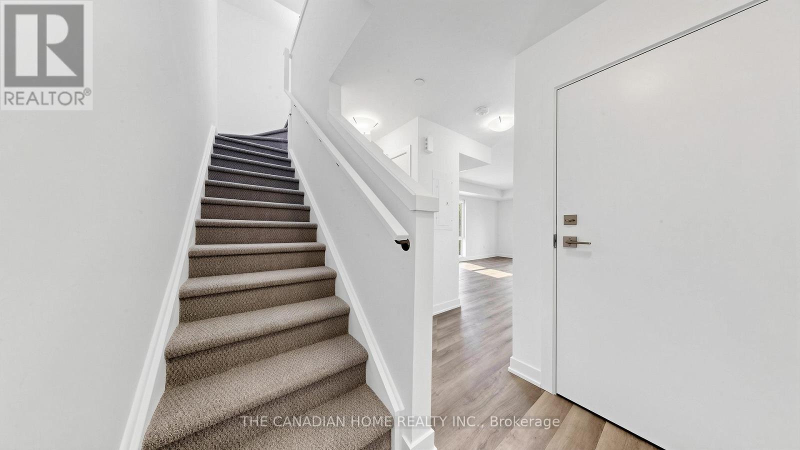 #3 55 ROMILLY AVENUE - 20