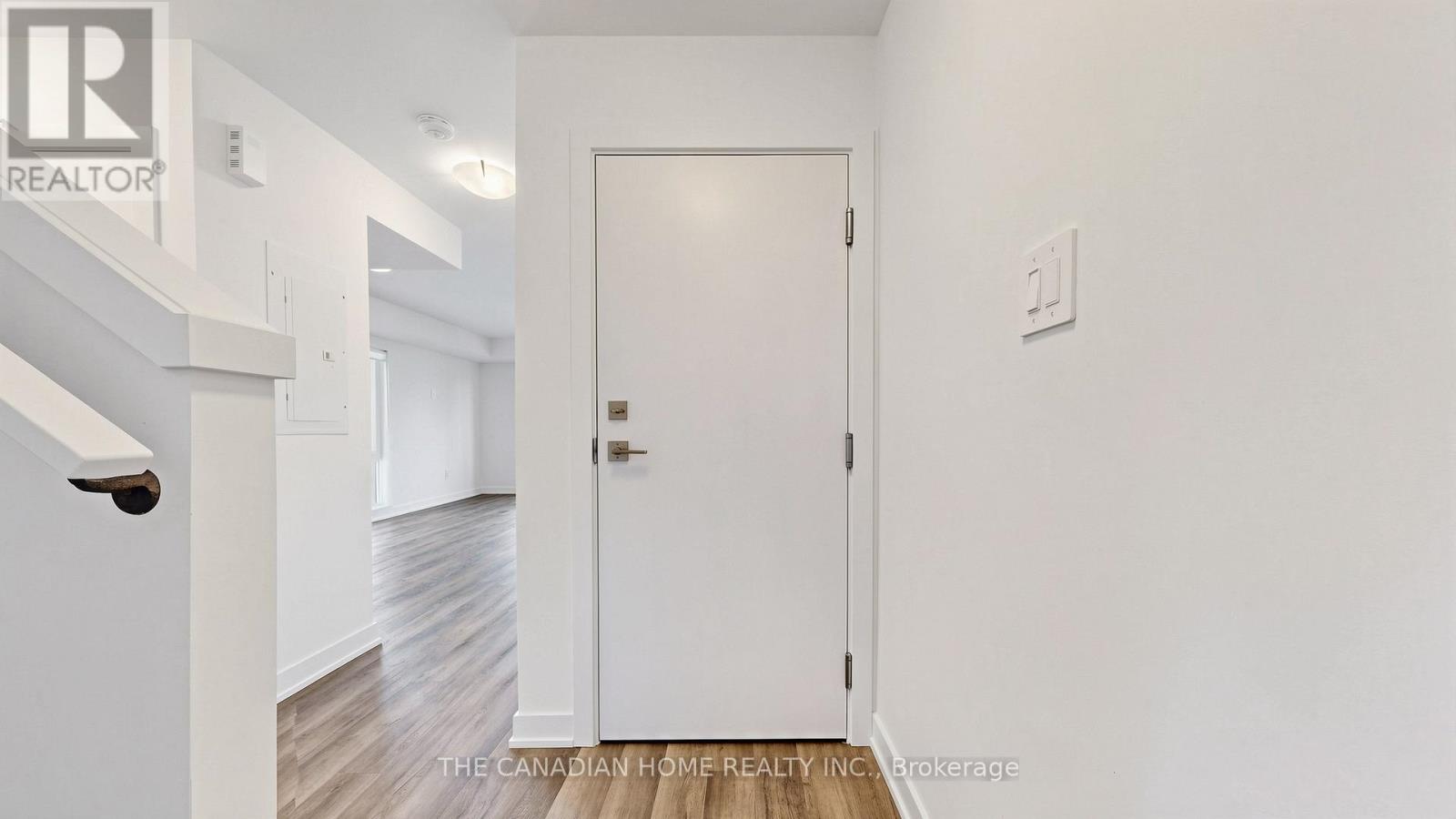 #3 55 ROMILLY AVENUE - 6