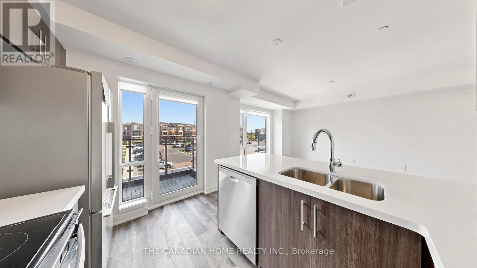 #15 55 ROMILLY AVENUE - 11