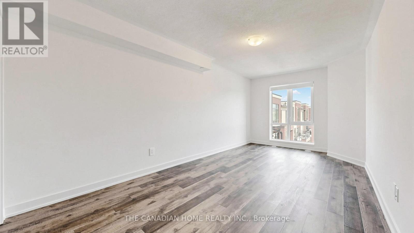 #15 55 ROMILLY AVENUE - 24