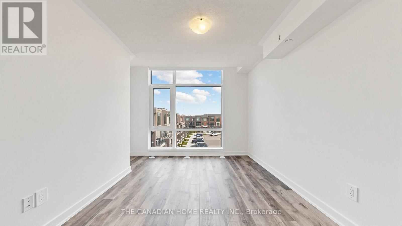 #15 55 ROMILLY AVENUE - 27