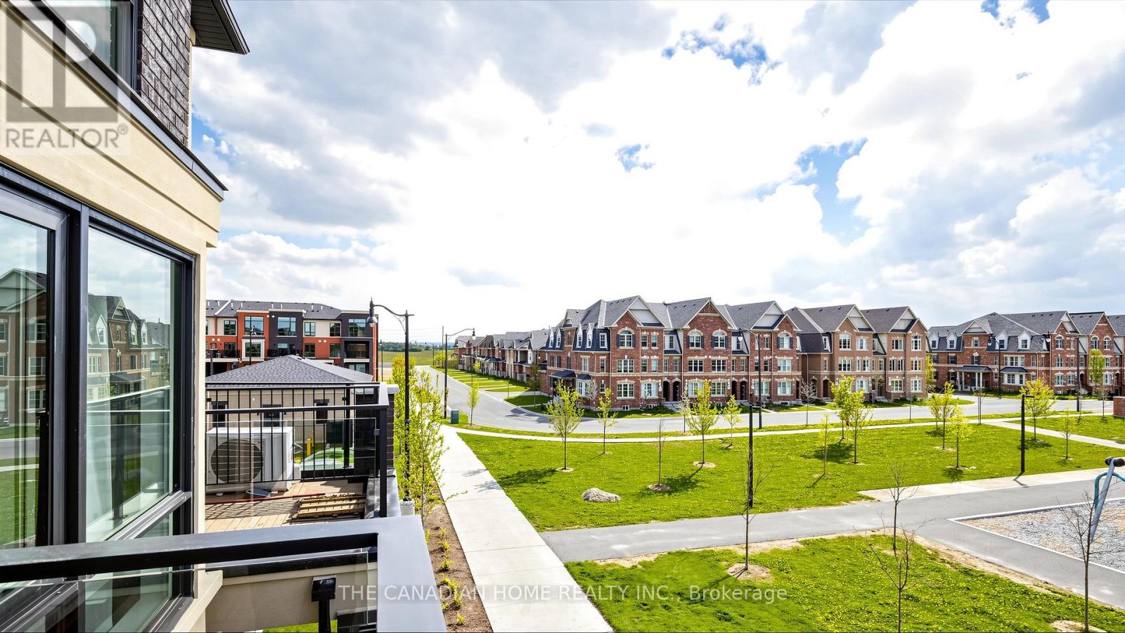 #20 55 ROMILLY AVENUE - 12