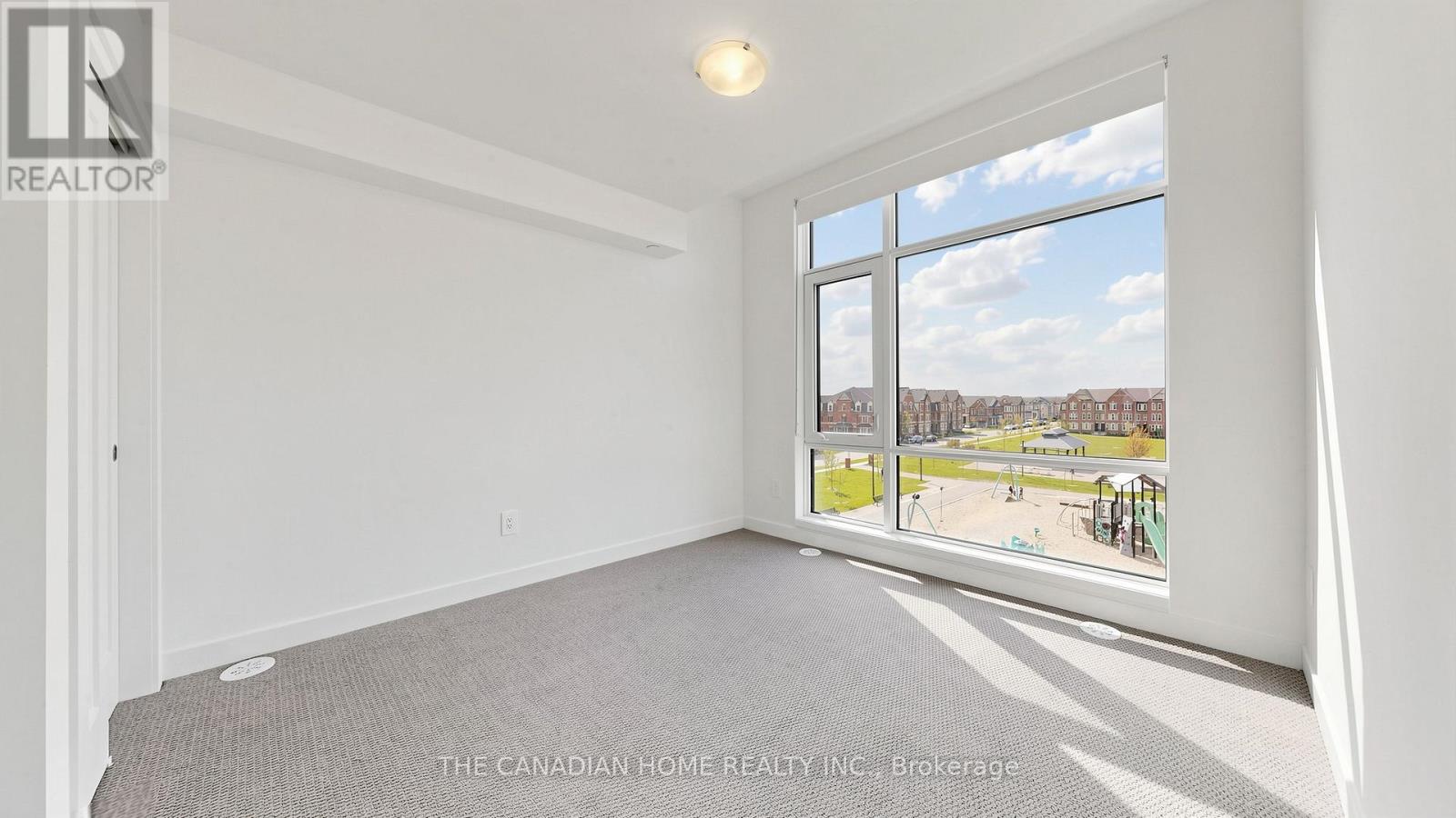 #20 55 ROMILLY AVENUE - 18