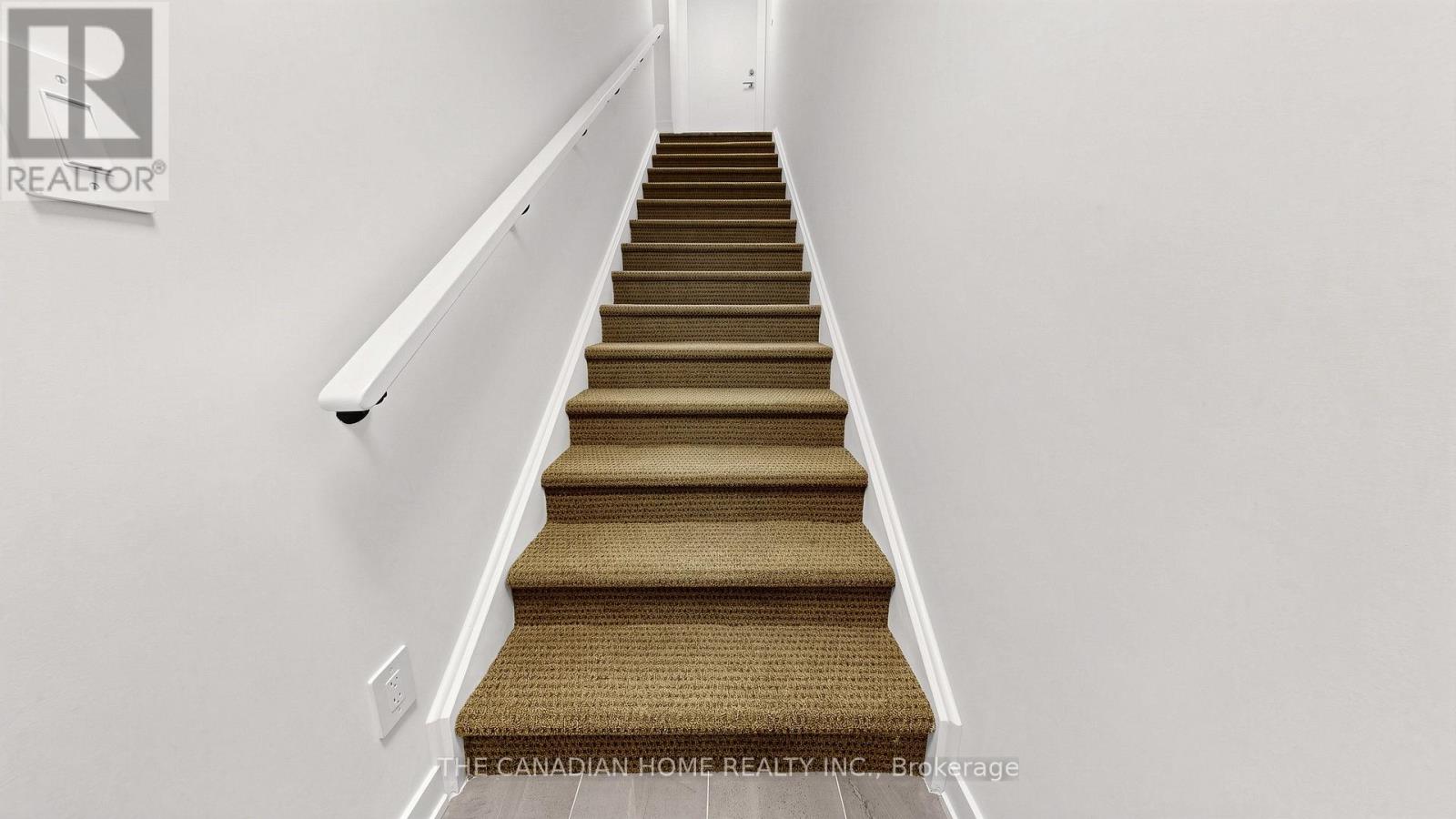 #20 55 ROMILLY AVENUE - 4