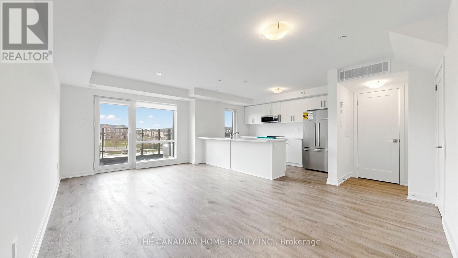 #20 55 ROMILLY AVENUE - 6