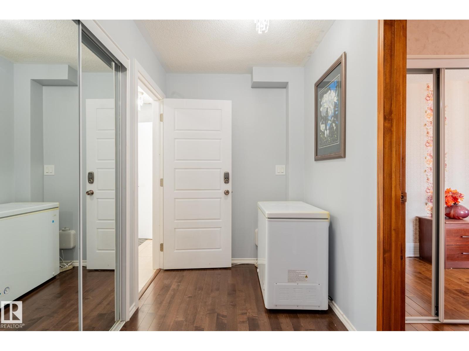 11916 71 ST NW - 16