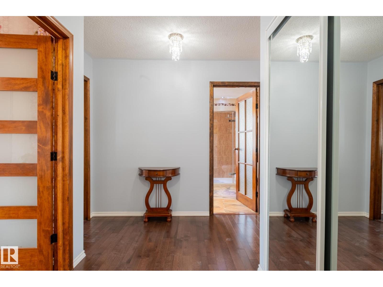 11916 71 ST NW - 17