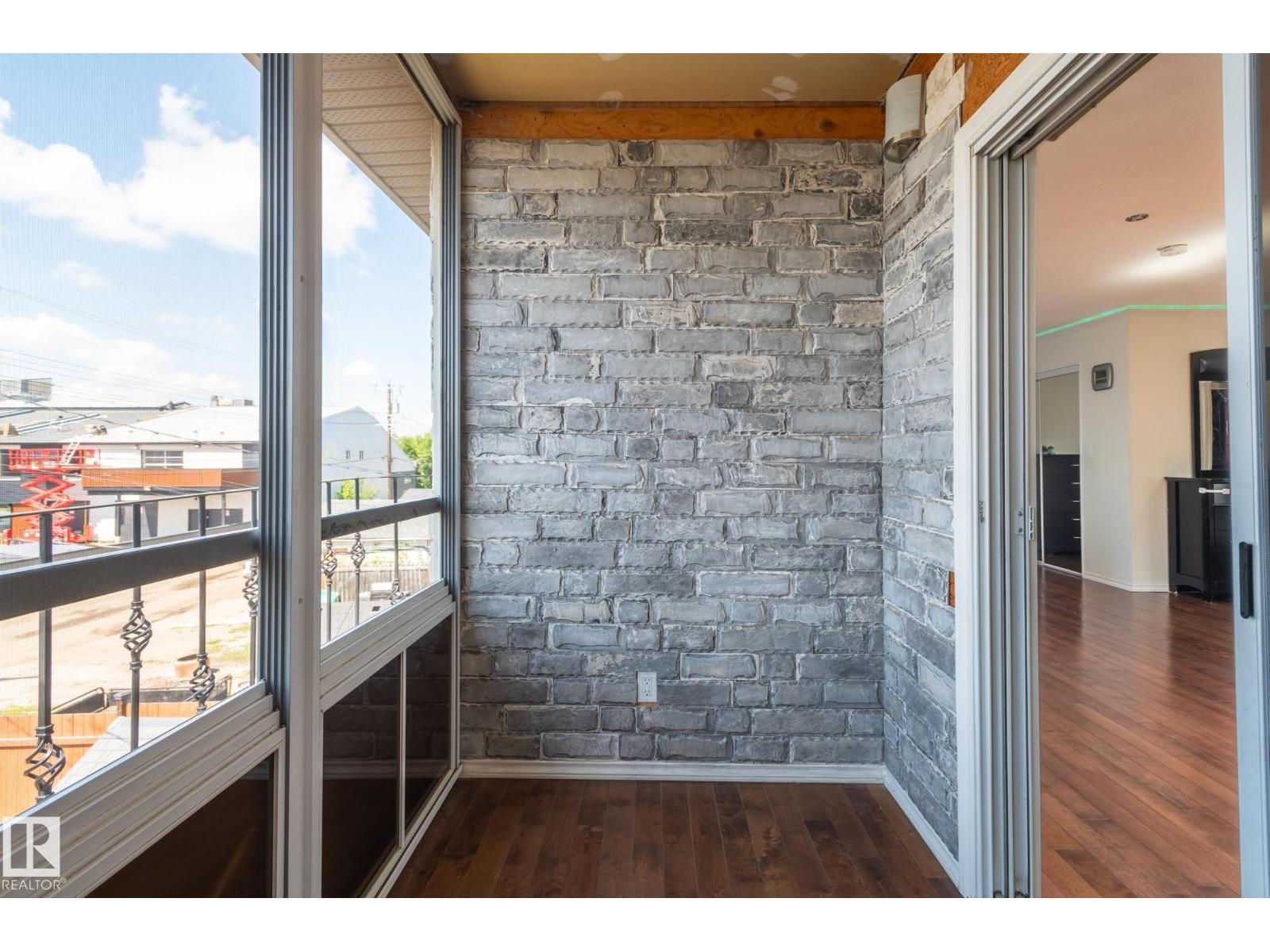 11916 71 ST NW - 37