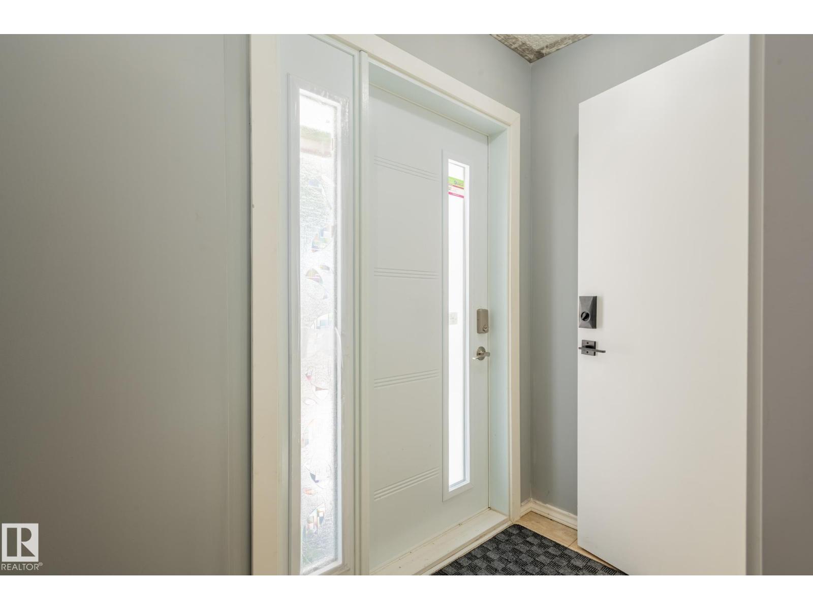 11916 71 ST NW - 42