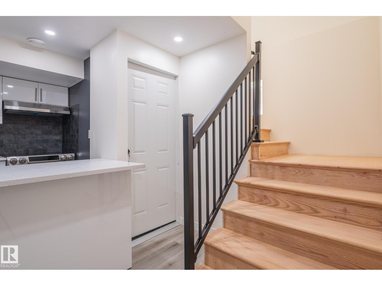 11916 71 ST NW - 43