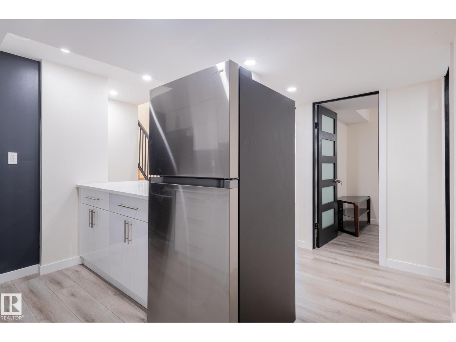 11916 71 ST NW - 47