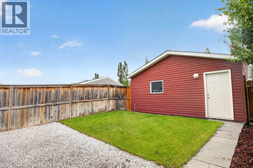 60 Auburn Bay Boulevard SE - Image 39