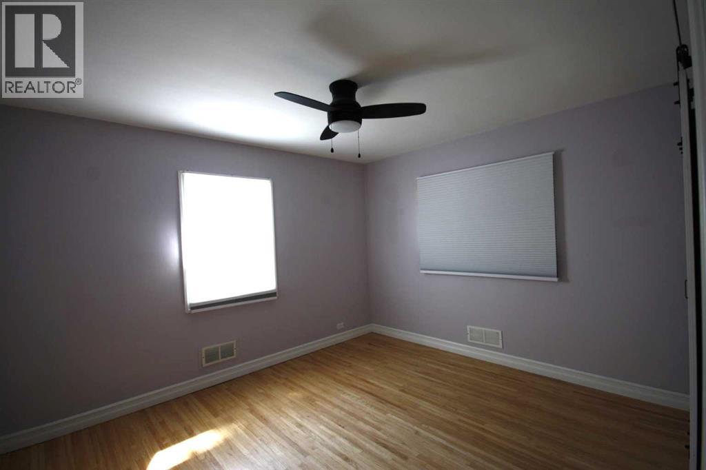 507 2 Avenue W - Image 21