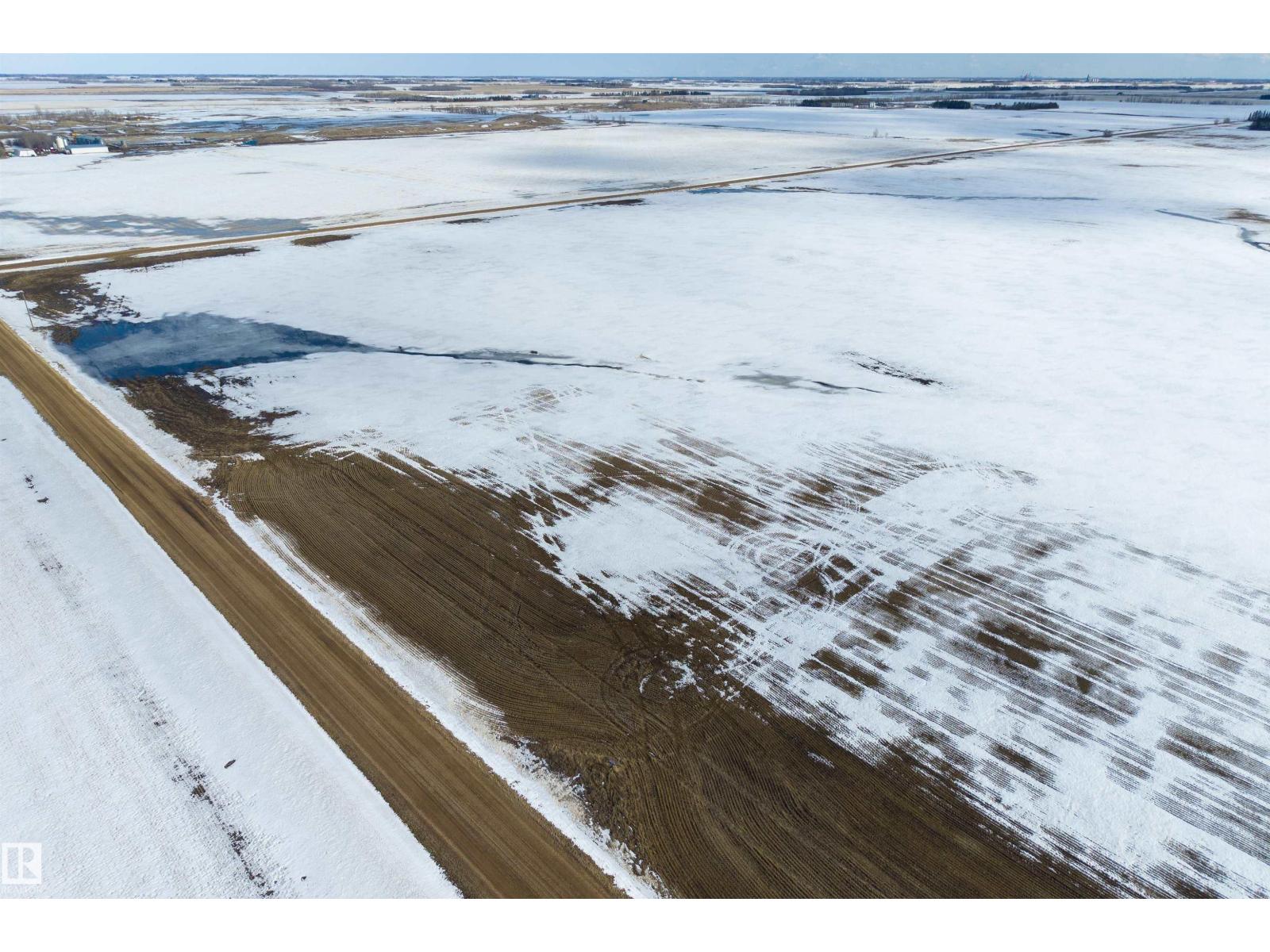Rge Rd 261 Twp Rd 570