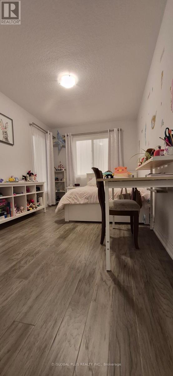30 MOCKINGBIRD LANE - 22