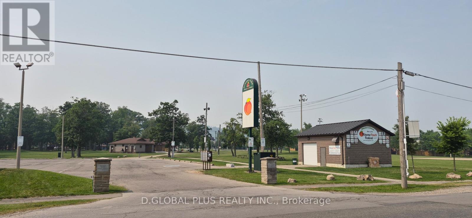 30 MOCKINGBIRD LANE - 27