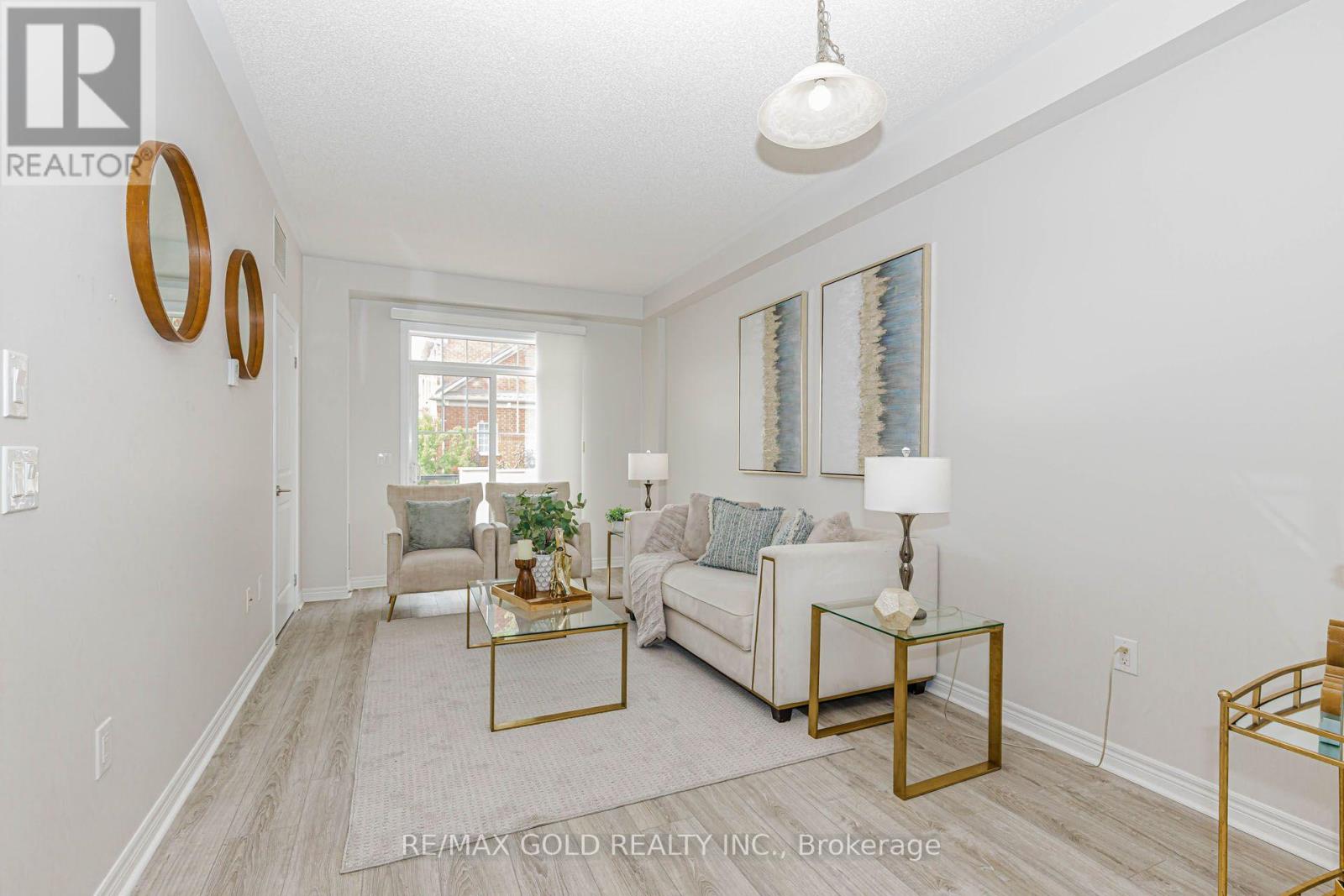 #205 276 GATWICK DRIVE - 21