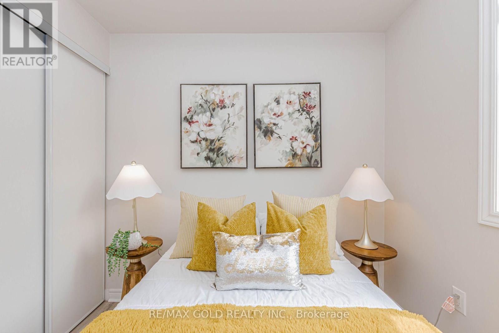 #205 276 GATWICK DRIVE - 39