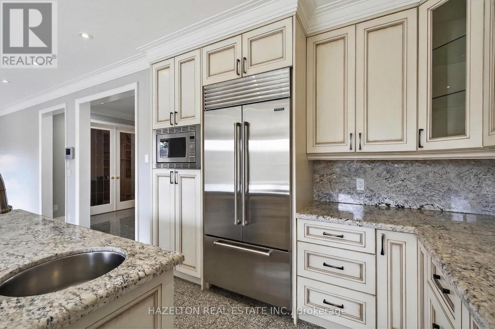 173 HOLMES AVENUE - 14