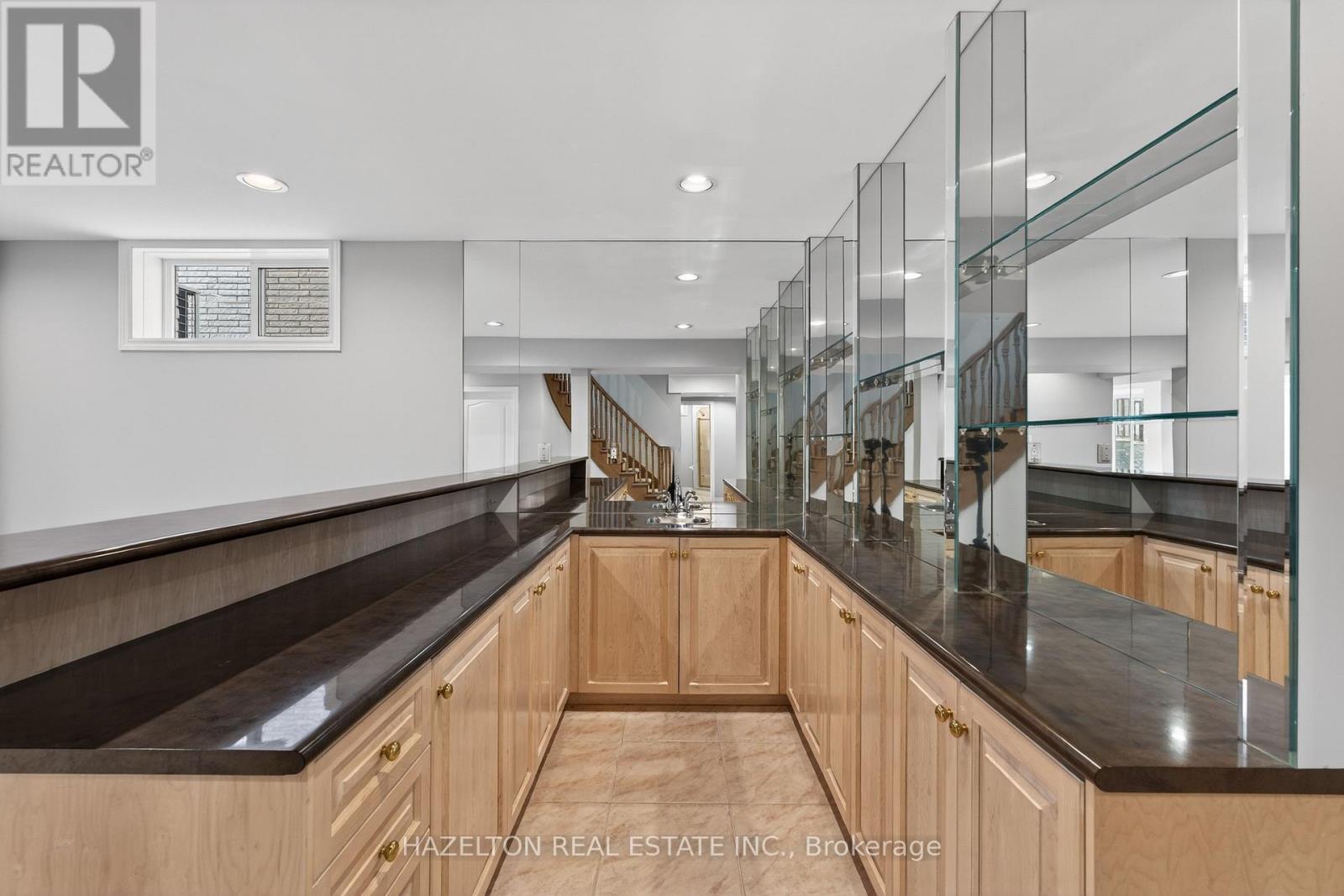 173 HOLMES AVENUE - 37