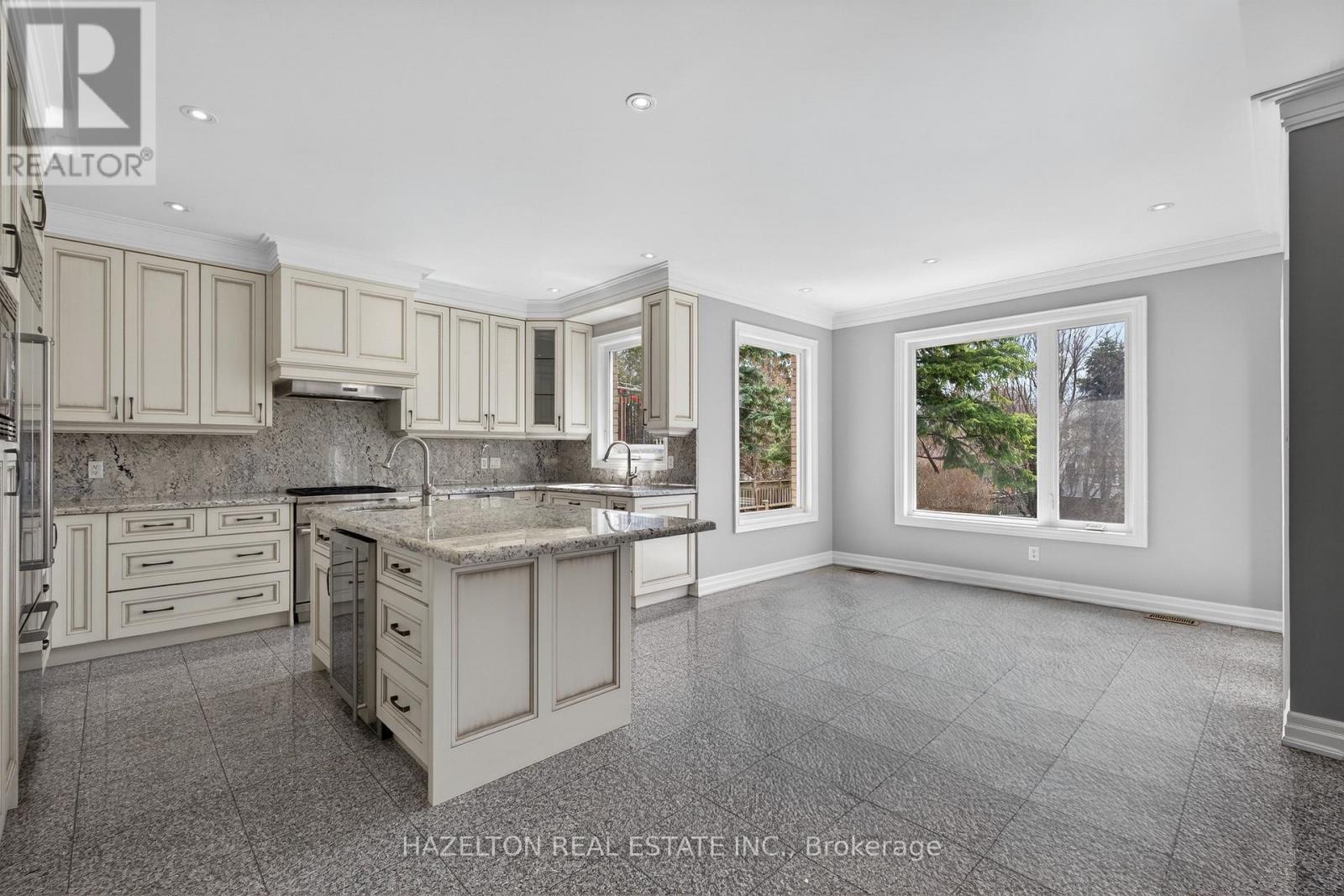 173 HOLMES AVENUE - 8