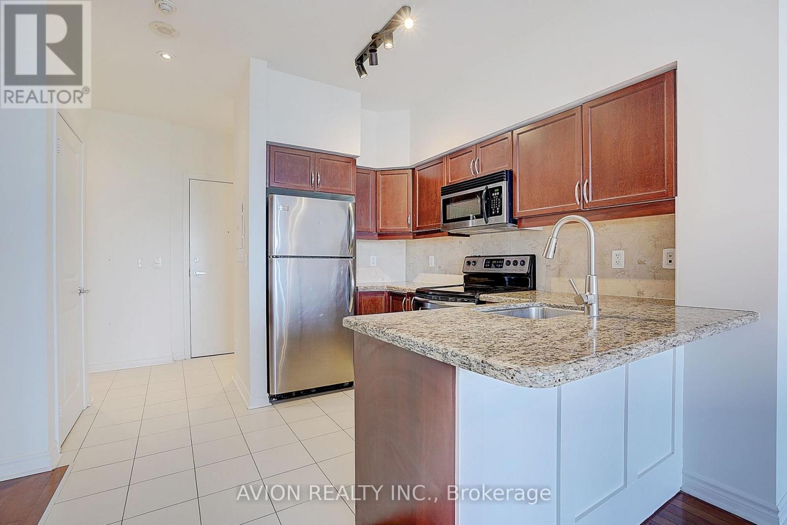 #808 2885 BAYVIEW AVENUE - 12