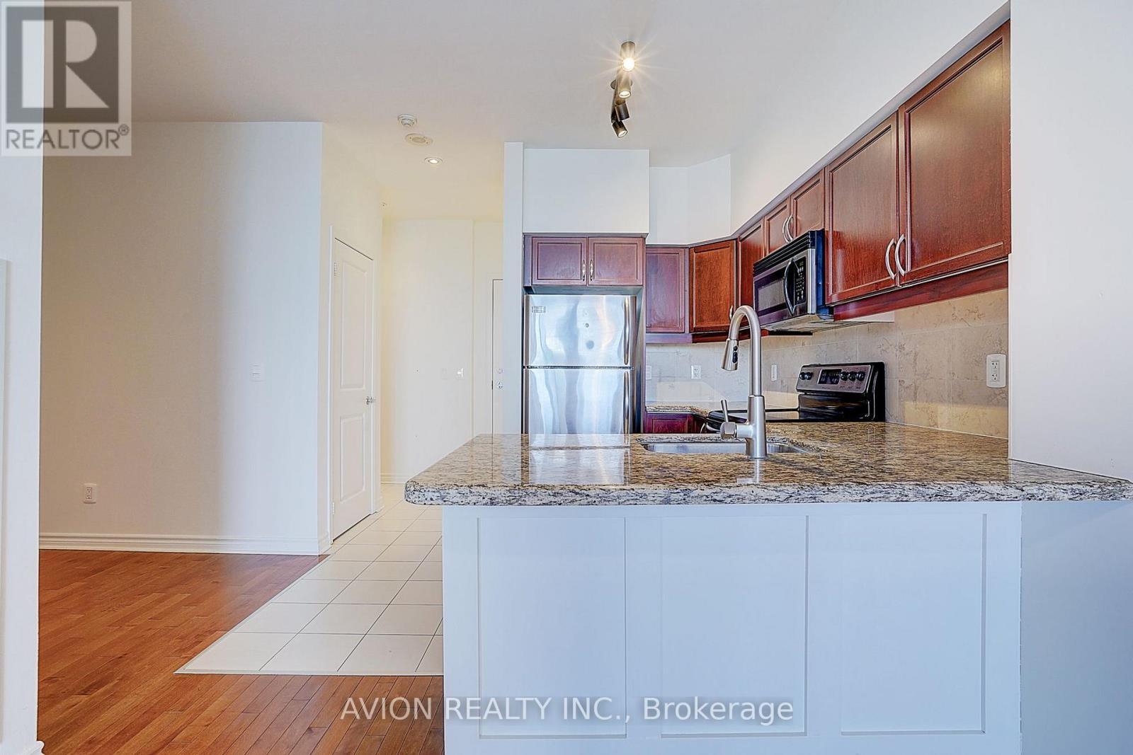 #808 2885 BAYVIEW AVENUE - 13