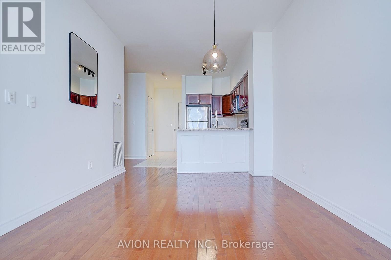 #808 2885 BAYVIEW AVENUE - 4