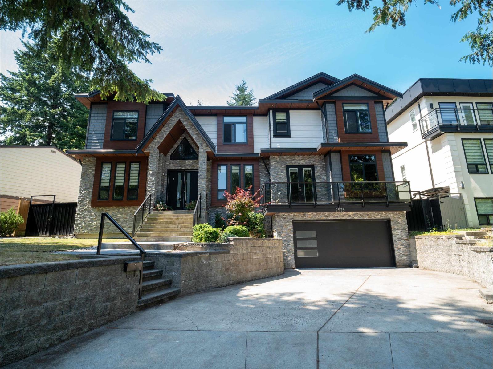 7575 143 STREET, Surrey — photo 3