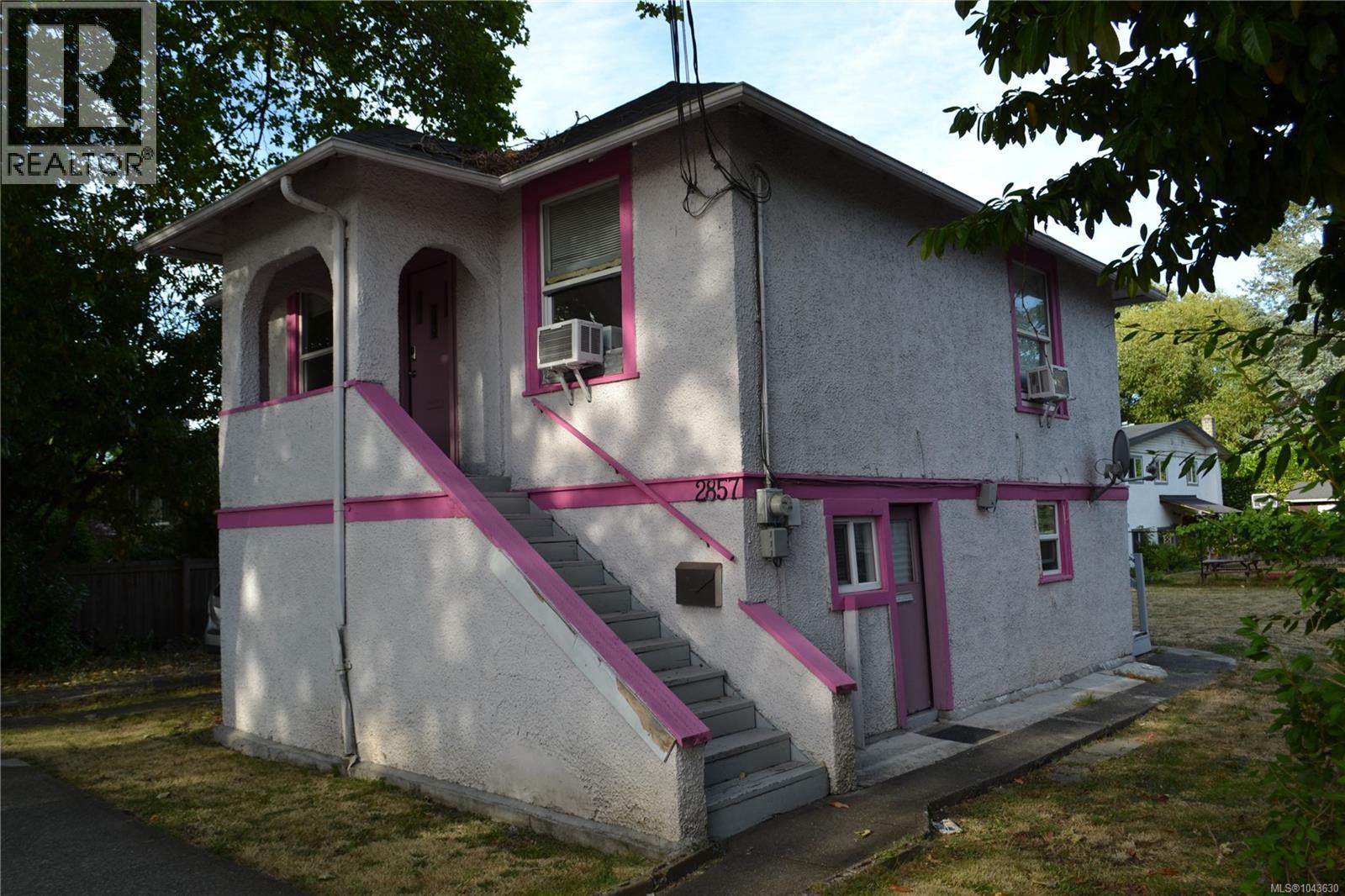  2857 Shelbourne Street, Victoria