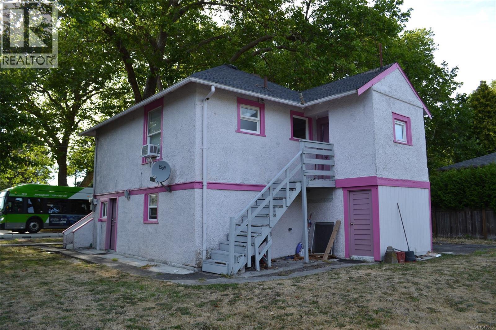  2857 Shelbourne Street, Victoria