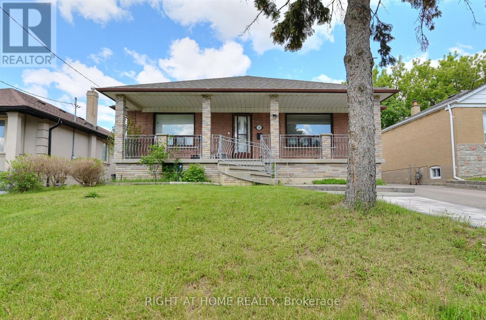 34 WILLIAM CRAGG DRIVE - 1