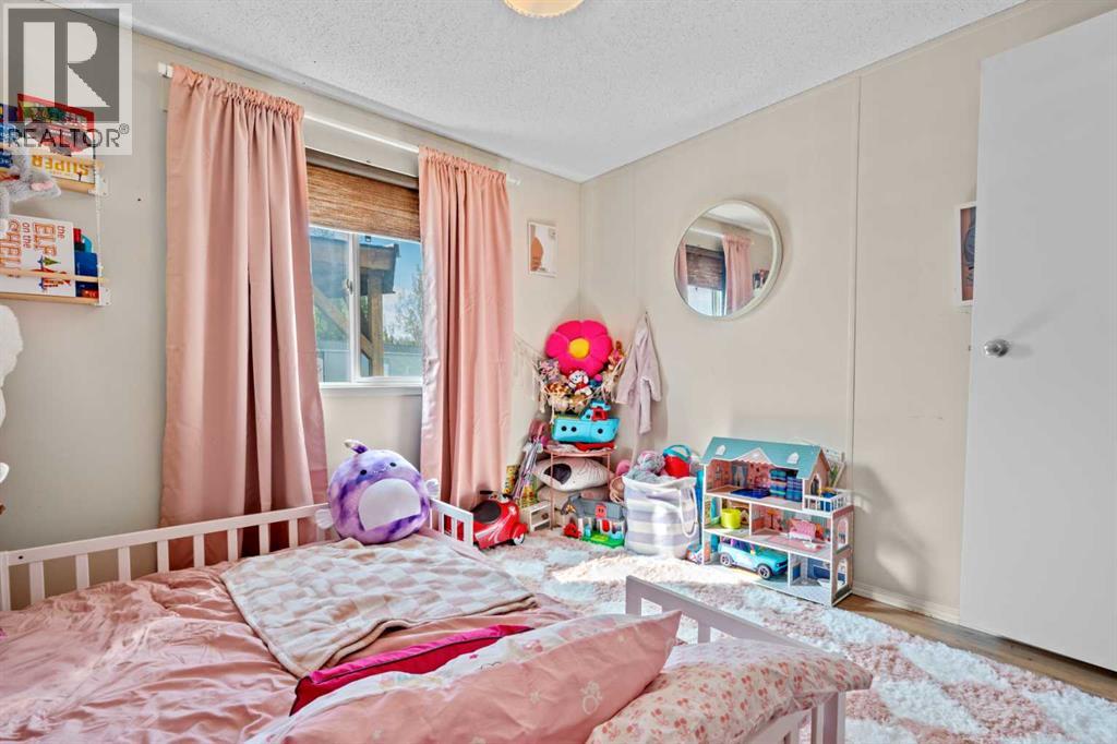 300, 1101 84 Street NE - 23