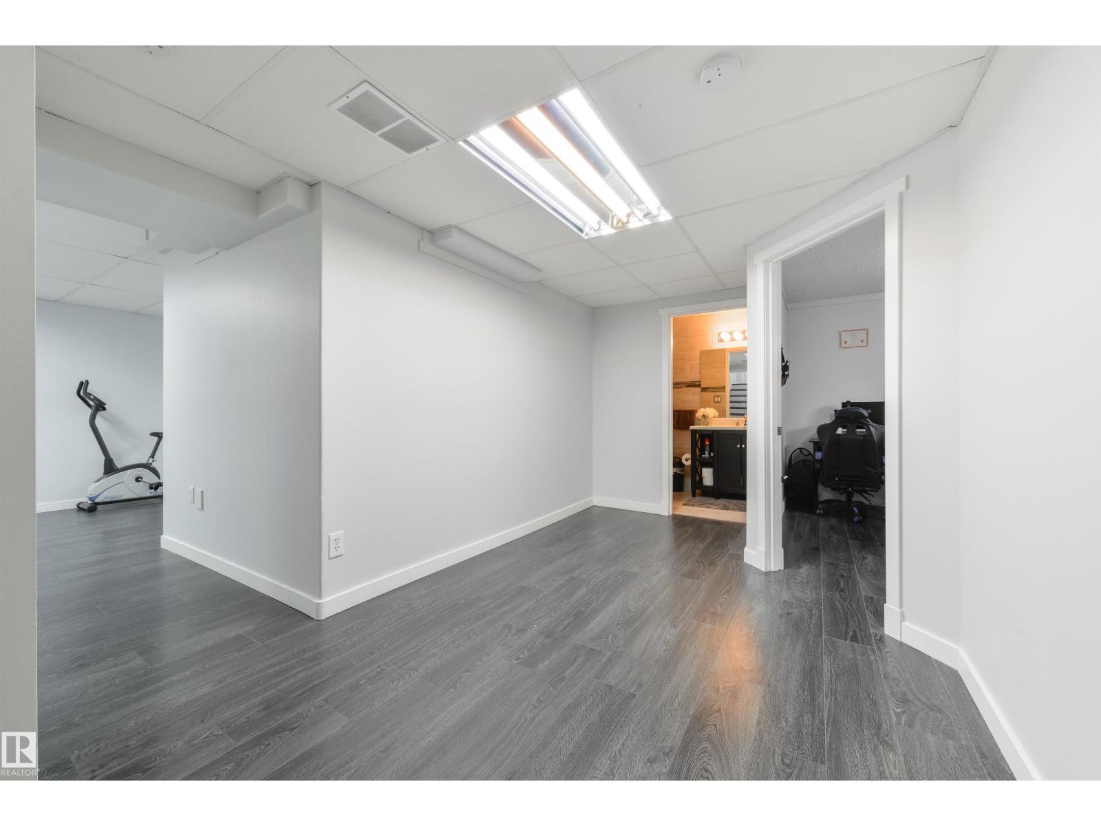 417 HOLLICK-KENYON RD NW - Image 29