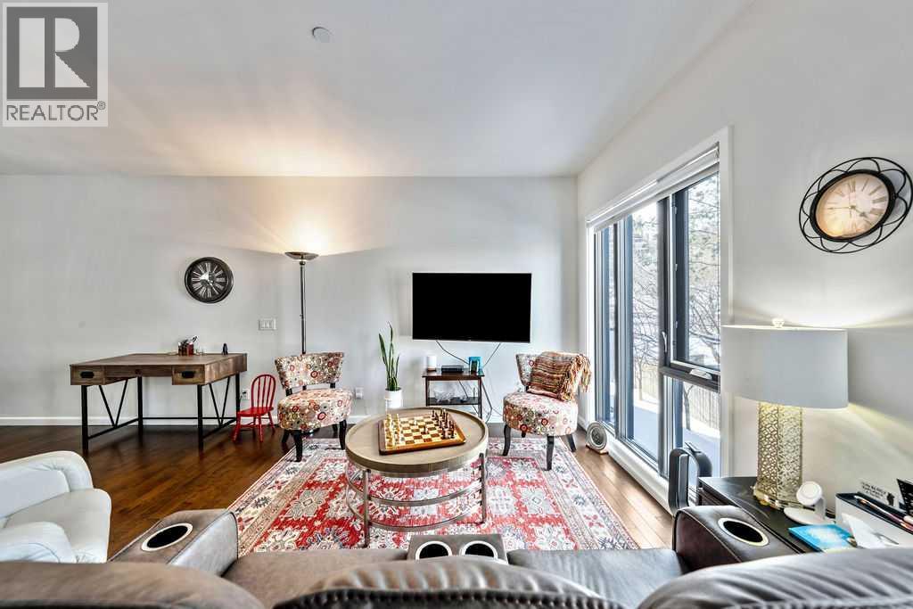 #207 414 Meredith Road NE - 9
