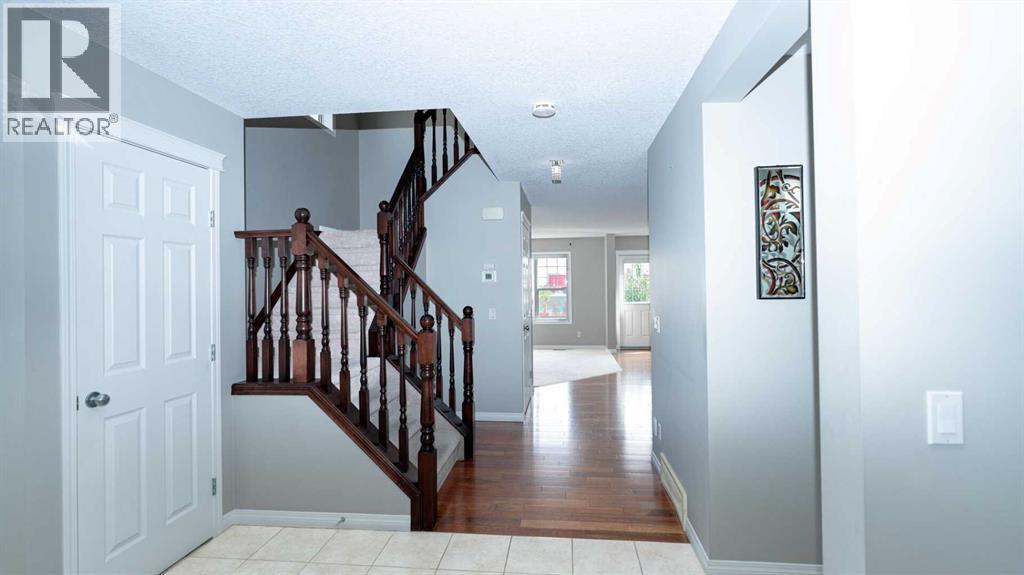 247 Taralake Way NE - 11