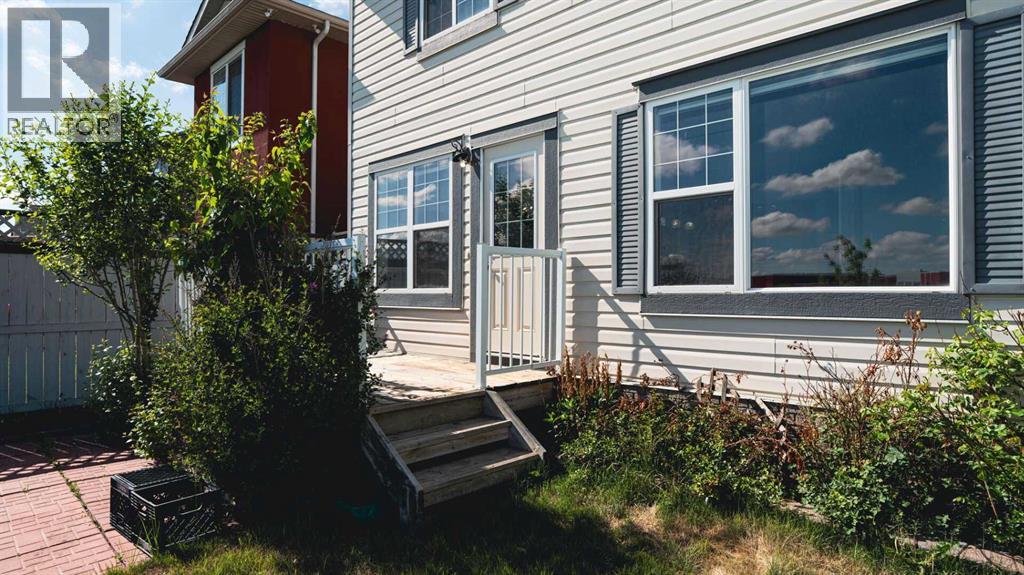 247 Taralake Way NE - 36