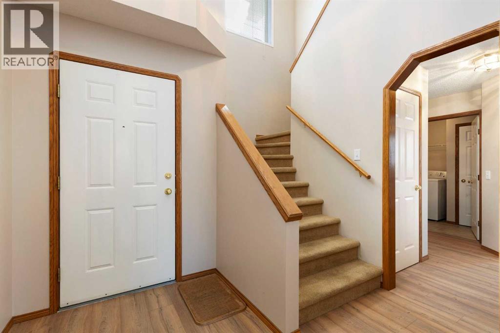 205 Scotia Point NW - 3