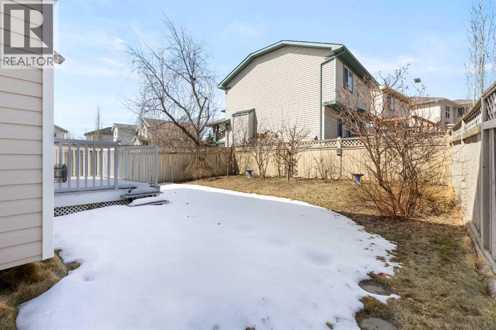 205 Scotia Point NW - 36
