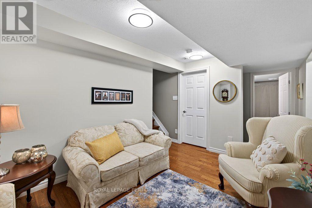 2423 REGATTA AVENUE - Image 28