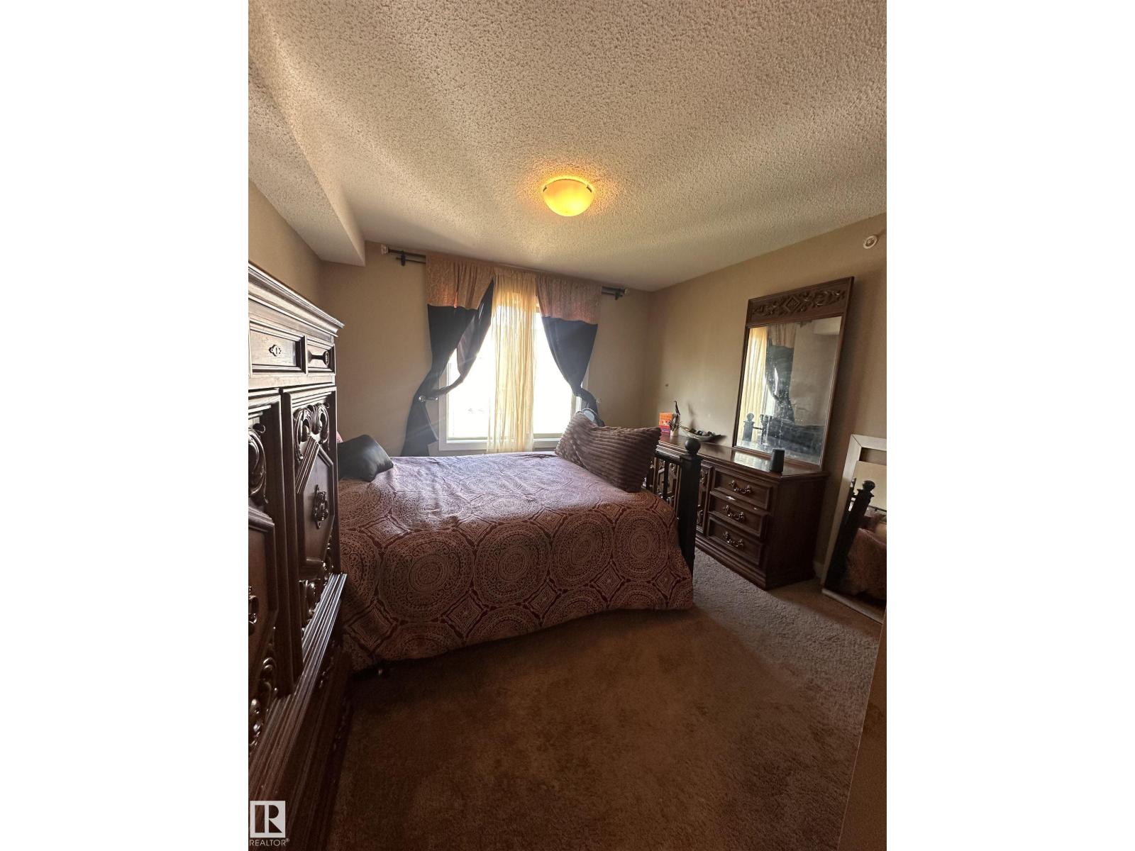 #419 11808 22 AV SW - 10