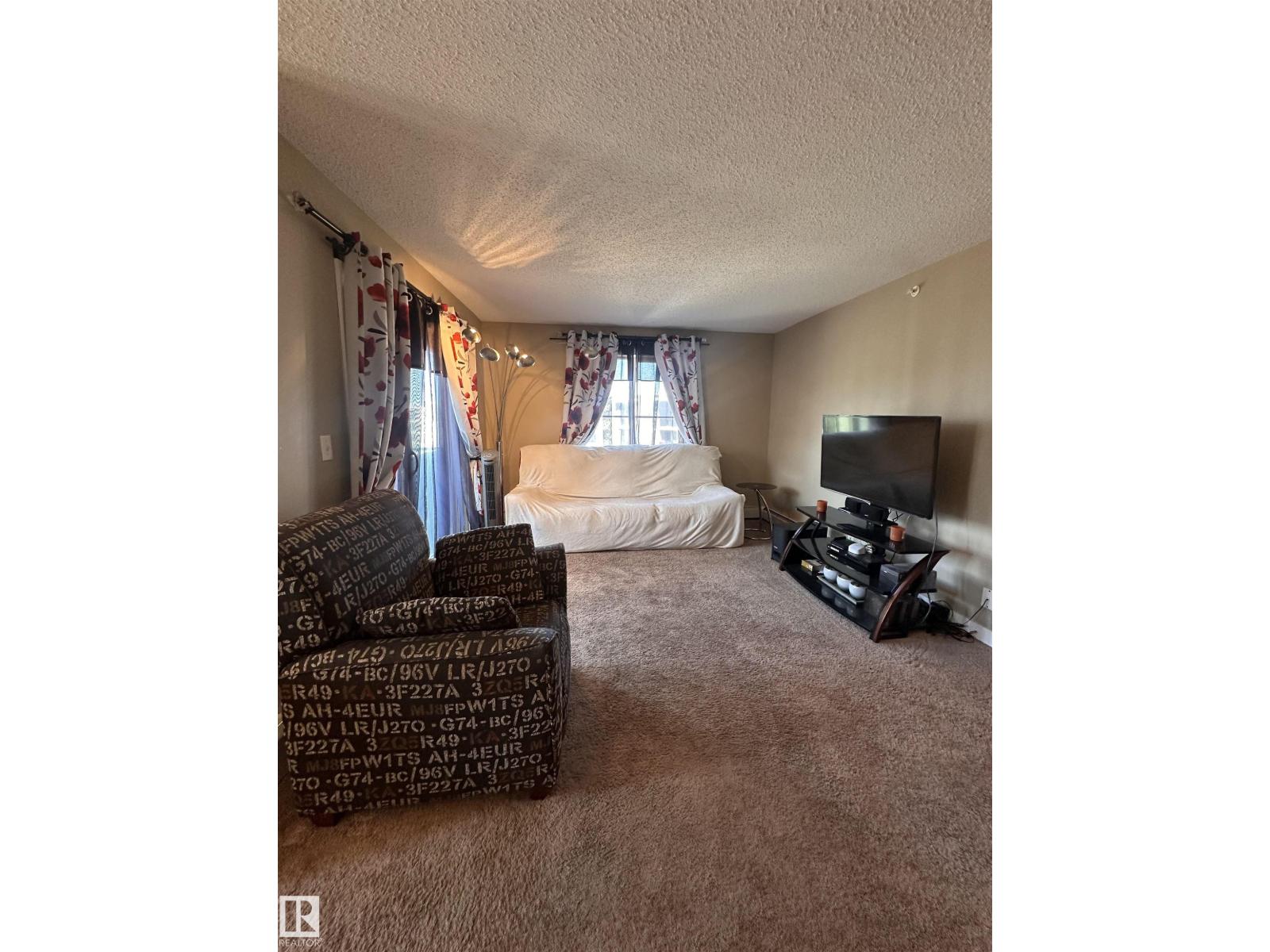 #419 11808 22 AV SW - 23