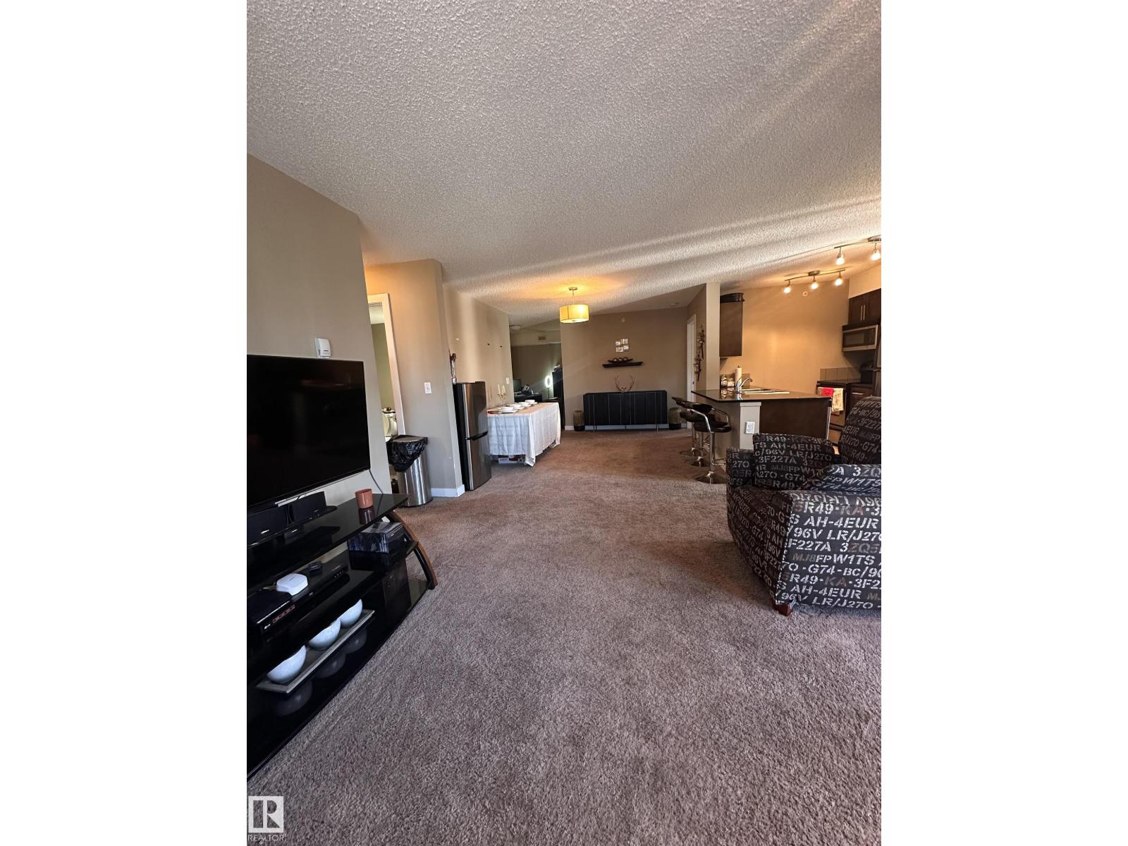 #419 11808 22 AV SW - 25